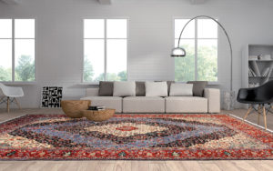 Tappeto persiano blu e rosso con medaglione in un soggiorno luminoso