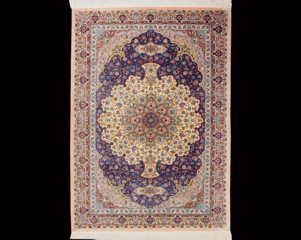 QUM SILK VAFAIE - (195x131 cm)