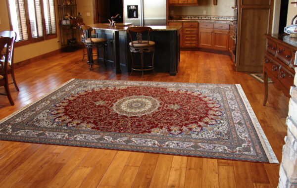 Alternative view of Mahdokht Red 240x170cm – 300x200cm